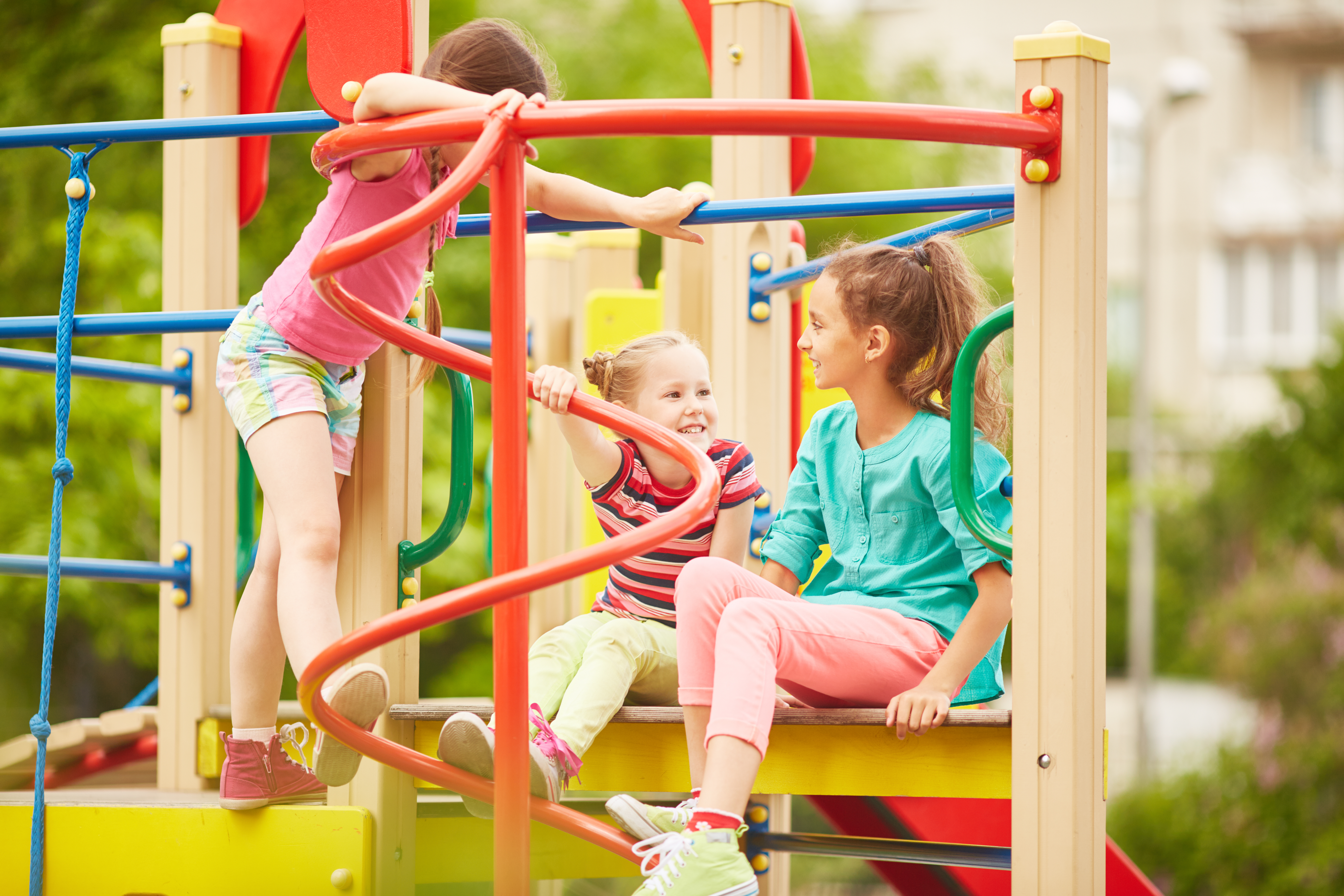 Tips for Helping Your Kids Develop Good Playground Behaviour